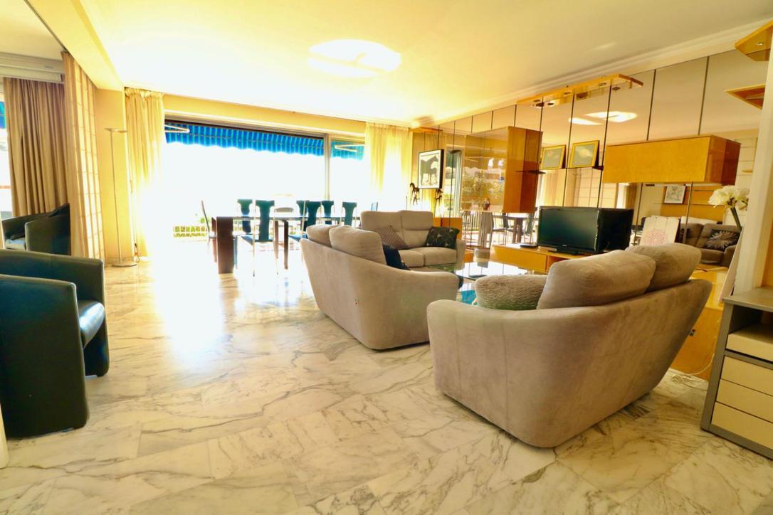 2, 3 And 4 Bedroom Sea View Forville Apartments 5 Mins From The Palais Cannes Extérieur photo