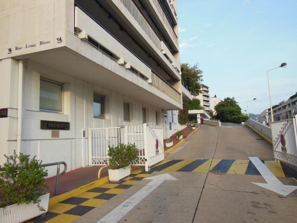 2, 3 And 4 Bedroom Sea View Forville Apartments 5 Mins From The Palais Cannes Chambre photo