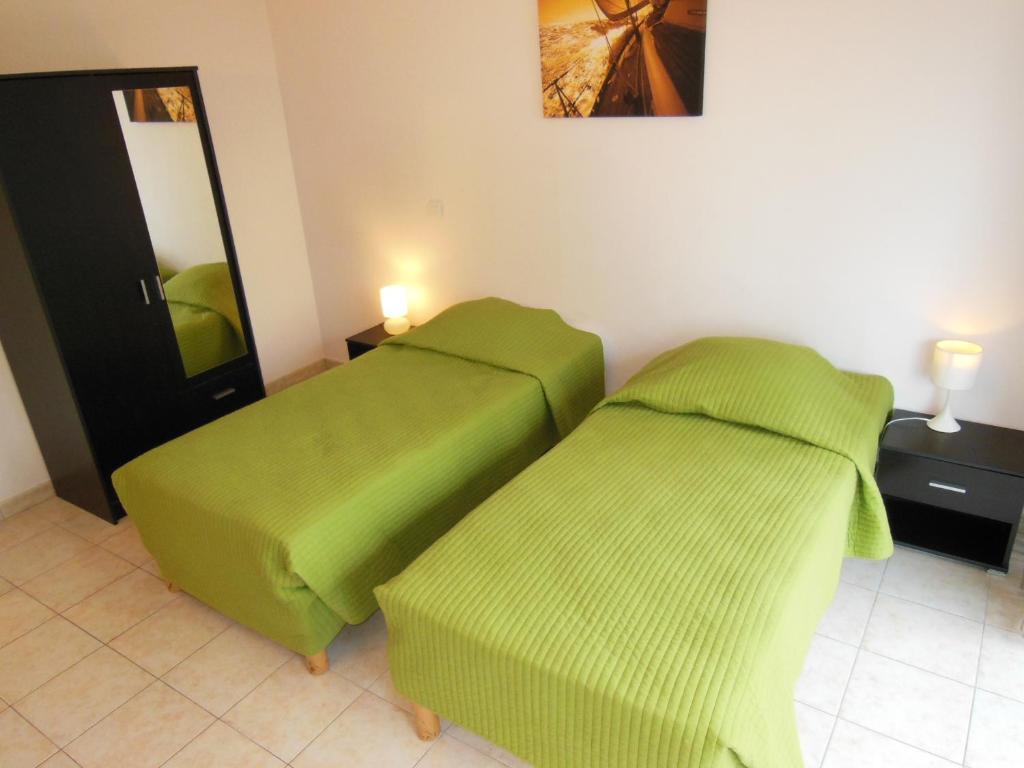 2, 3 And 4 Bedroom Sea View Forville Apartments 5 Mins From The Palais Cannes Chambre photo
