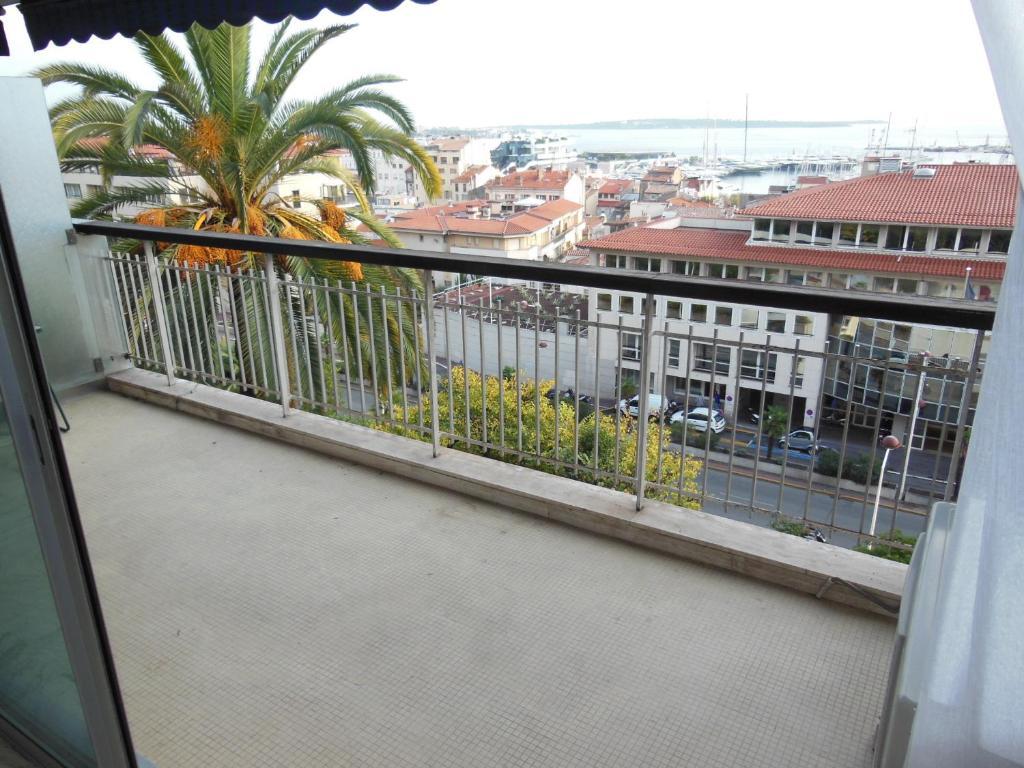 2, 3 And 4 Bedroom Sea View Forville Apartments 5 Mins From The Palais Cannes Chambre photo