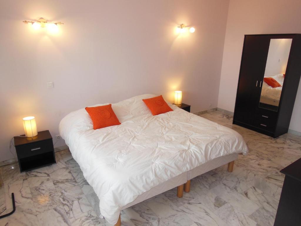 2, 3 And 4 Bedroom Sea View Forville Apartments 5 Mins From The Palais Cannes Chambre photo